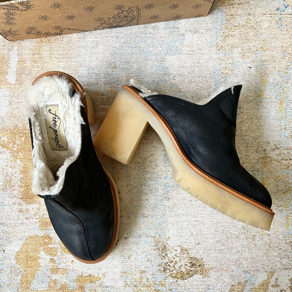 Free People James Cozy Mules Size 37